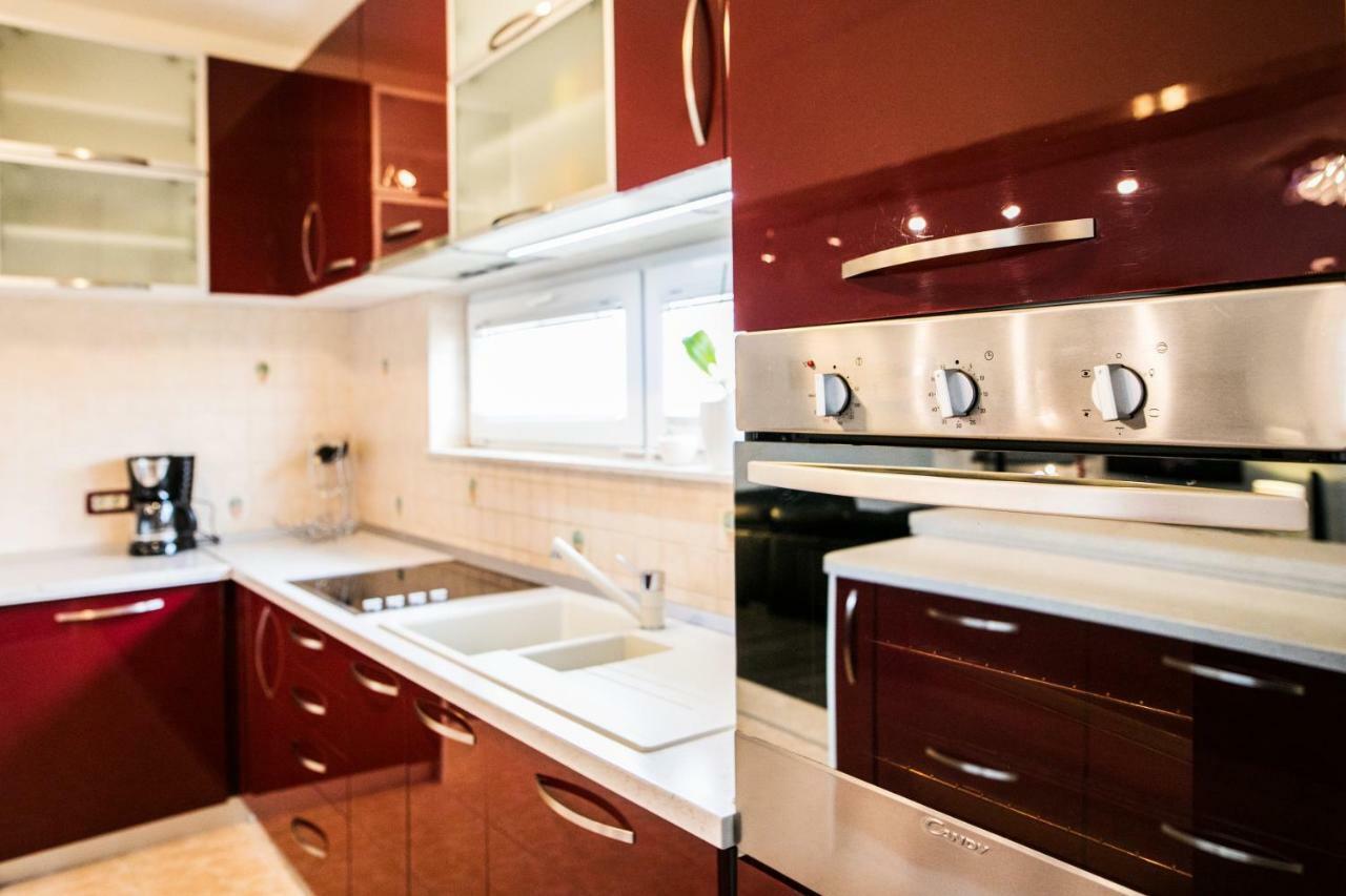 3 Bedrooms Apartman Dmt Kaštela Buitenkant foto